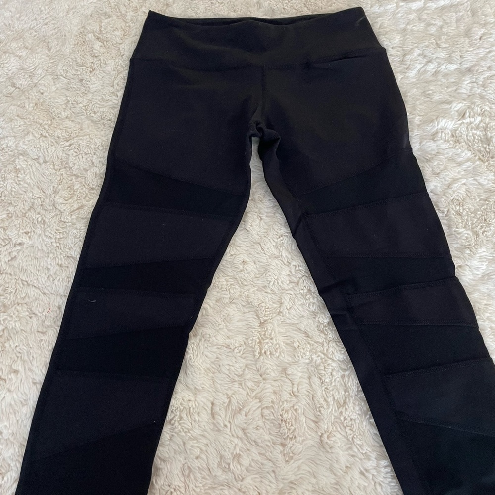 Lululemon mesh leggings